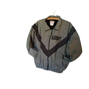 US Army IPFU Physical Fitness Jacket Gray Skilcraft Made in USA Mens Medium Coat
